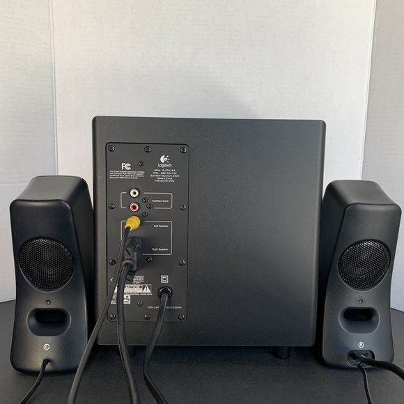 Logitech Z523 40W Speaker System ~ Subwoofer +2 Speakers ~ Complete ~ w/ Box - Picture 7 of 16